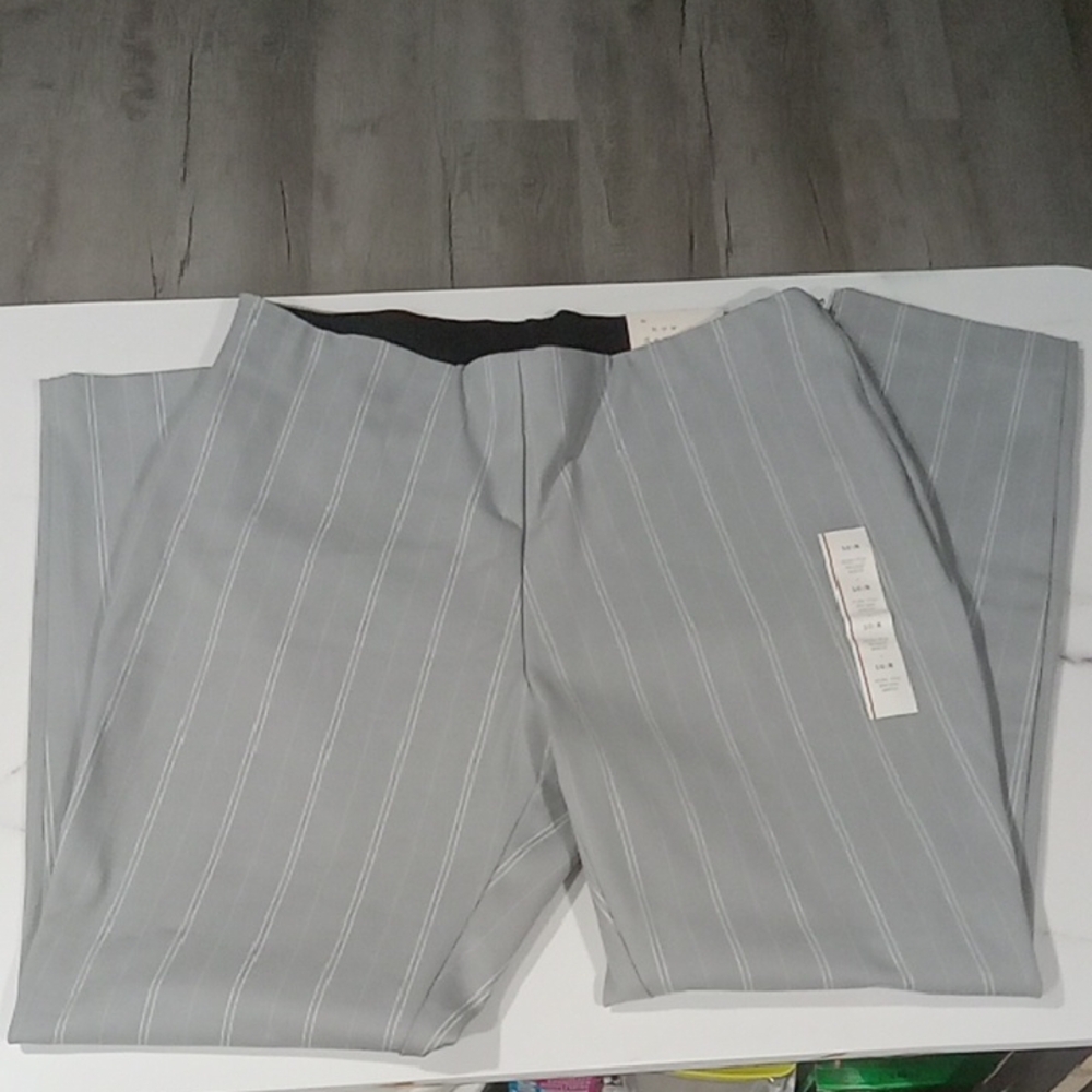 A New Day Gray Pinstripe Skinny Ankle Pants
